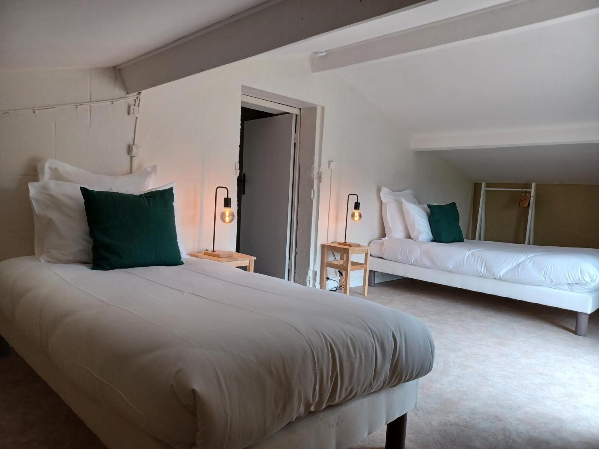 Gite Chateau Touzinat - แซงต์เตมีลียง ภายนอก รูปภาพ